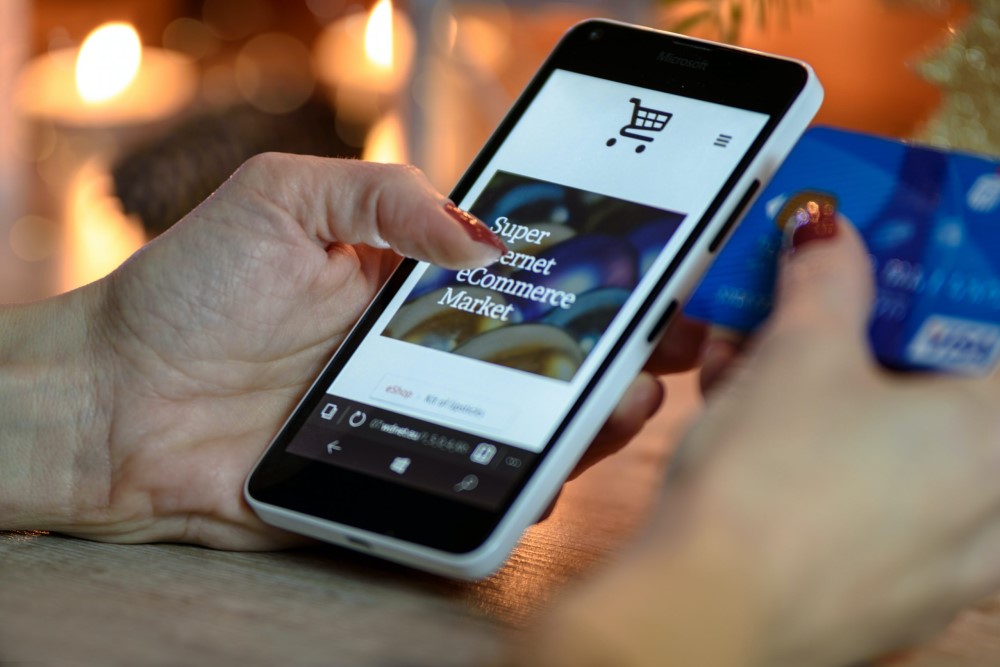 Dampak e-commerce oleh awanapps.com