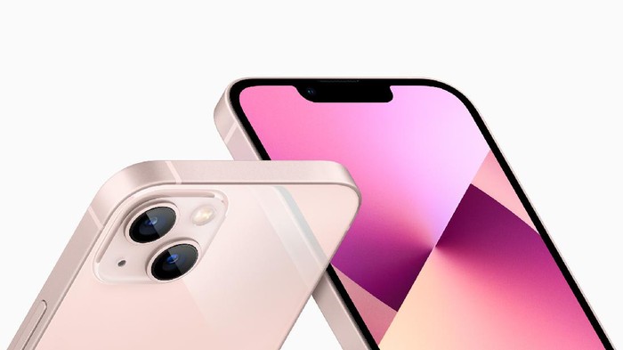 Ilustrasi iPhone 13 keluaran terbaru dari Apple. (sumber: detikinet)