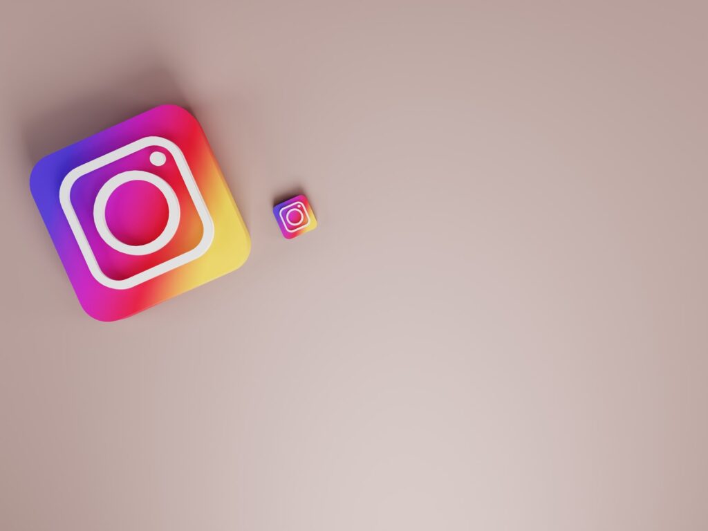 Ilustrasi fitur DM di Instagram. (Sumber: Unsplash)
