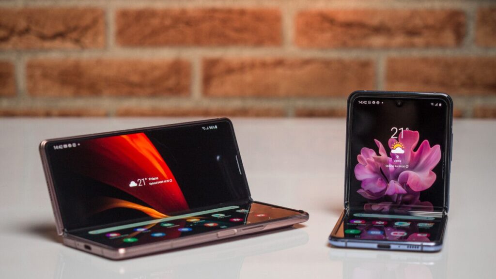 Ilustrasi Samsung Galaxy Z Fold 4 & Z Flip 4. (Sumber: ayosemarang.com)