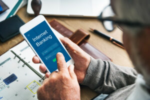 banyak orang pindah ke bank digital